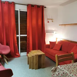 Appartement Joli Terrasse Face Aux Pistes, SuperDevoluy